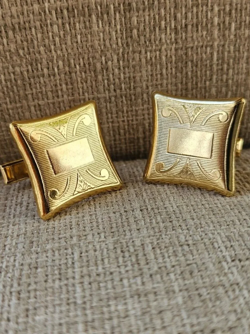 Vintage Cufflinks Gold Tone Fashion Jewelry Men Shirt Cuff links Stud